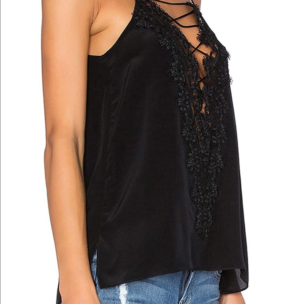Black Lace-Trim Spaghetti Strap Tank Top - Picture 4 of 4